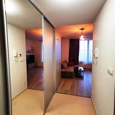 Jarabinkova Adely Apartment